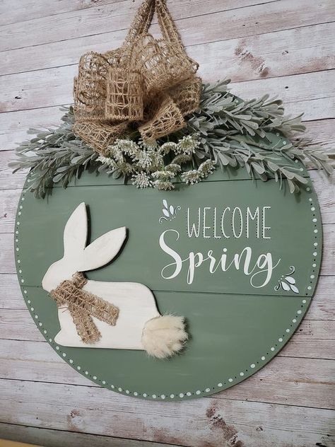 Love Crafted Decor Diy Wood Signs, Christmas Signs Wood, Spring Sign, Diy Easter Decorations, Spring Easter Decor, Love Craft, Dollar Store Crafts, Easter Wreaths, Easy Diy Crafts