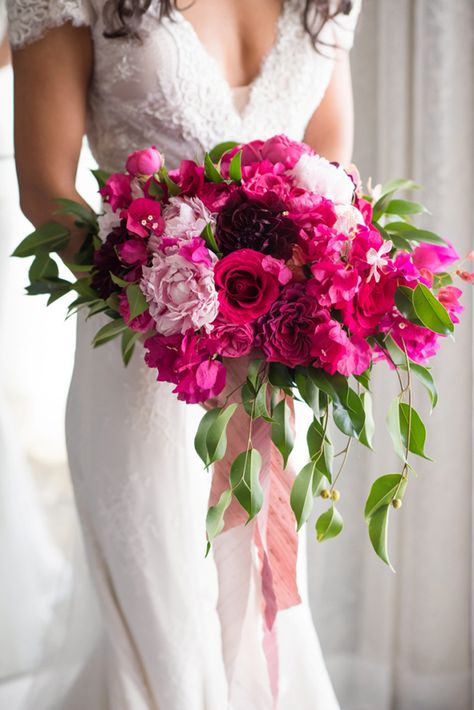 Bright Pink and Fuchsia Bridal Bouquet    #bouquet #bridalbouquet #weddingdress #wedding #weddings #weddingideas #weddingcolors #pink #pinkwedding #gold #metallic Fuschia Wedding, Magenta Wedding, Fuchsia Wedding, Hot Pink Weddings, Bridal Bouquet Pink, Wedding Bouquets Pink, Boda Mexicana, Bright Wedding, Pink Wedding Flowers