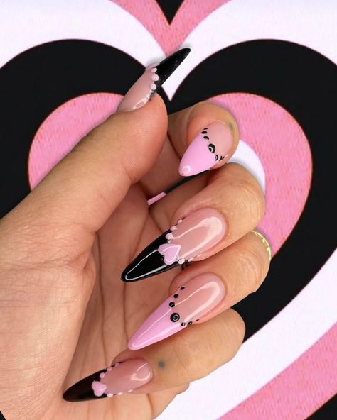 Black And Pink Valentine Nails, Pink And Black Stiletto Nails, Pink And Black Nails Acrylic, French Tip With Hearts, Gothic Valentines Nails, Pink Goth Nails, Pink And Black Nail Art, Medium Stiletto Nails, Stiletto Nails Pink