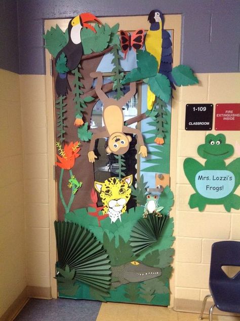 Classroom Door Themes, March Classroom Door Ideas, March Classroom Door, Jungle Classroom Door, Jungle Theme Classroom Decorations, Jungle Door, Rainforest Classroom, Spring Classroom Door, Classroom Door Ideas