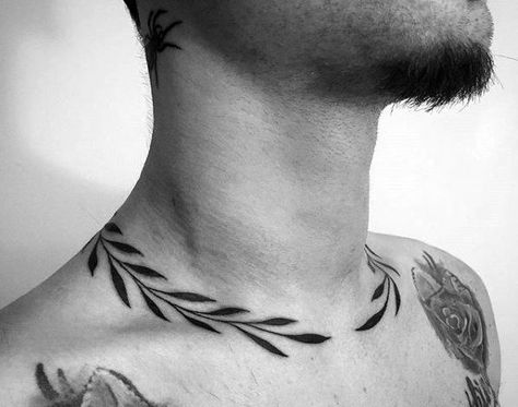 Male With Cool Laurel Wreath Tattoo Design Around The Neck Tattoo Designs On Neck, Laurel Tattoo, Laurel Wreath Tattoo, Tatts Ideas, Blatt Tattoos, Collar Tattoo, Tato Maori, Small Wave Tattoo, Olive Branch Tattoo