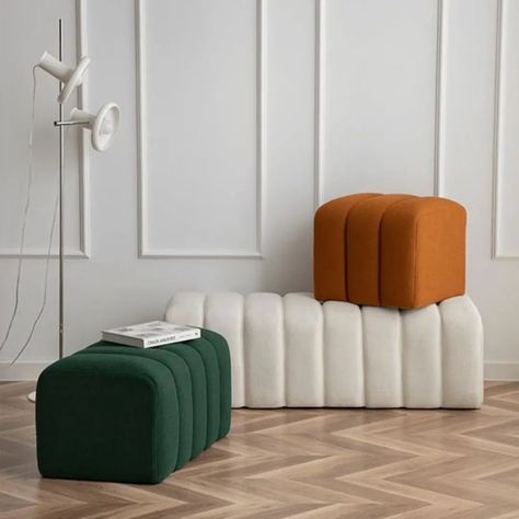 ✨ Expert Tip ✨ Incorporating tufted poufs into your interior space is a delightful way to elevate your décor. These versatile pieces not only add a touch of sophistication but also bring a splash of color and functionality. Perfect for those who appreciate elegance and practicality in their furniture choices. 🌟🛋️ #InteriorDesign #HomeDecor #SophisticatedLiving #TuftedPoufs Modern Pouf Ottoman, Modern Ottoman Living Room, Pouf Ottoman Living Room Ideas, Poufs In Living Room, Ottoman Rectangular, Velvet Ottomans, Designer Ottoman, Pouf Ottoman Living Room, Pouf Sofa