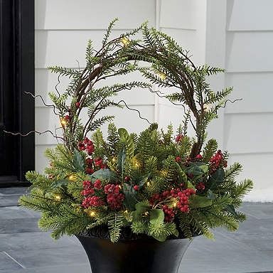 Berry and Vine Urn Filler Outdoor Holiday Planters, Christmas Window Boxes, Christmas Urns, Outdoor Christmas Planters, Halo Glow, Holiday Planter, Winter Planter, Christmas Pots, Christmas Flower Arrangements