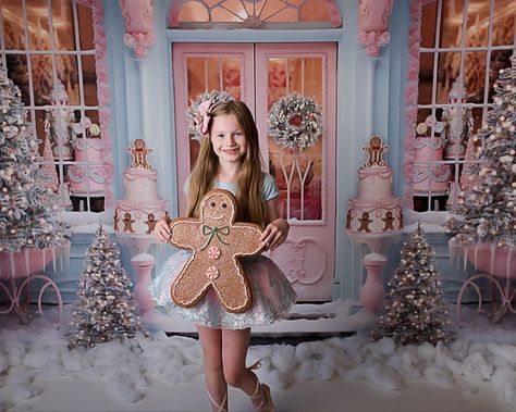 Gingerbread House Christmas Photoshoot, Christmas Baking Mini Session, Baking With Mrs Claus Photo Session, Gingerbread House Photo Backdrop, Baking With Santa Photo Session, Christmas Photo Session, Photo Backdrop Christmas, Mini Photo Sessions, Pink Xmas