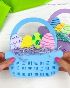 Easter Basket Craft, Craft Instructions For Kids, Easter Basket Crafts, Easter Crafts Preschool, April Crafts, Easter Arts And Crafts, Fun Easter Crafts, Easter Preschool, Basket Crafts