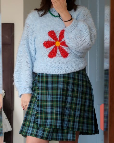 Styling my Retro flower jumper for Autumn 🌼🍂 Realm Designs, Flower Jumper, Retro Flowers, Crochet Clothes, Style Me, Jumper, Crochet Patterns, Crochet, Pattern