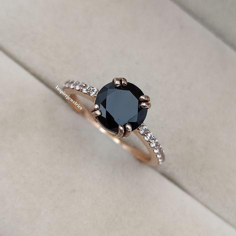 Natural Black Onyx Round Cut Engagement Ring, Black Onyx Wedding Ring, Promise Ring For Her, Black Diamond Ring, Anniversary Gift For Women --->Ring details: - Theme: Solitaire & Engagement - Metal Type: Sterling Silver, White Gold, Rose Gold , Yellow Gold - Main Stone: Natural Black Onyx - Accented stones: Cubic Zirconia - Color: Black - Ring Size: I offer more than one (Contact us if your ring size is not available in the listing) - Gemstone Size:- Main Stone: 8 mm. - 100 % Handmade ---> 🎁 GI Black Gem Rings For Women, Luxury Black Promise Rings, Black Gold Ring Women, Simple Black Diamond Ring, Black Diamond Rings For Women, Elegant Black Crystal Promise Ring, Elegant Black Onyx Rings, Black Gold Diamond Ring, Elegant Round Onyx Diamond Ring