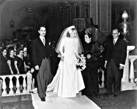 https://flic.kr/p/77v6EU 1940s cuban wedding havana vintage cuba Patty Hearst, Tommy Steele, Wedding Cermony, Royal Wedding Gowns, Royal Marriage, Two Princess, Tyrone Power, Swedish Royalty, Royal Brides