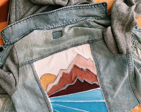 Hand Painted Denim Jacket kids Denim Jacket Jean Jacket - Etsy Painted White Jean Jacket, Cute Painted Jean Jacket, Painted Denim Jacket Mountains, Cool Jean Jackets Diy, Painted Demin Jackets, Custom Painted Jean Jacket, Custom Jean Jacket Diy, Diy Jean Jacket Ideas Paint, Denim Pocket Painting