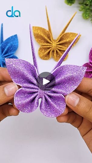 Diy Felt Butterfly, Butterfly Decor Diy, Diy Butterfly Decorations, Craft Butterfly, Diy Room Decor Ideas, Shorts Diy, Diy Butterfly, Butterfly Decor, Fairy Crafts