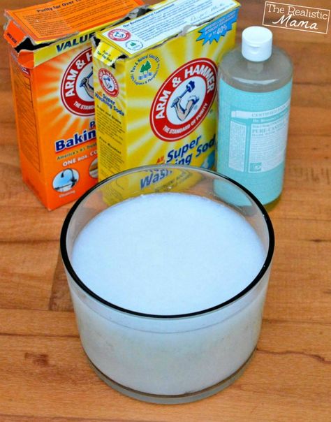 Homemade Laundry Detergent Homemade Liquid Laundry Detergent, Diy Lavanderia, Homemade Laundry Detergent Recipes, Detergent Recipe, Laundry Detergent Recipe, Dr Bronners, Homemade Cleaners, Homemade Laundry Detergent, Homemade Laundry