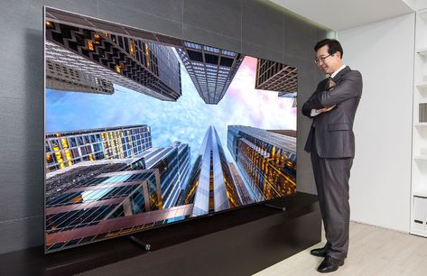 Samsung's giant 4K QLED TV costs $20,000 | Engadget 8k Tv, Free Tv Channels, Hdtv Antenna, Big Screen Tv, Big Tv, Tv Display, Tv Size, Tv Land, Satellite Tv