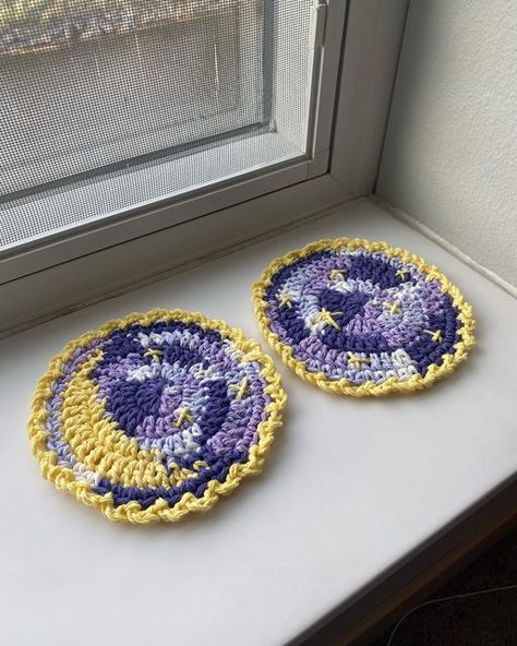 Solar Eclipse Crochet, Moon Coaster Crochet, Star Crochet Coaster, Astronomy Crochet, Sun Moon Crochet, Harvest Moon Crochet, Crochet Celestial, Planet Crochet, Galaxy Crochet