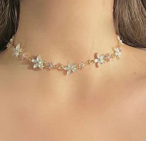 Dreamy Necklace, Girly Necklace, Ethereal Jewelry, Pastel Jewelry, Pastel Necklace, Spiritual Necklace, Flower Choker Necklace, Princess Fairy, Pretty Jewelry Necklaces