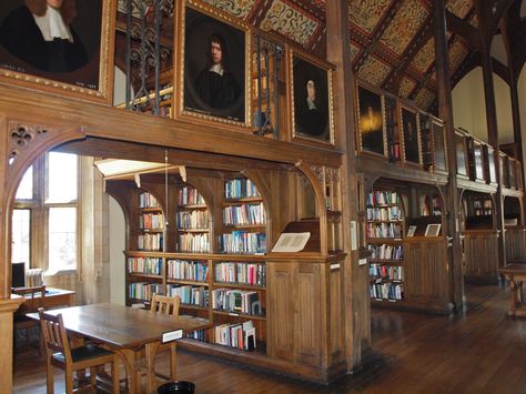 Mansfield College Library  Oxford Mansfield College Oxford, City Of God, College Library, Uni Life, Oxford University, Dream School, Travel Bugs, Colleges And Universities, Dark Academia