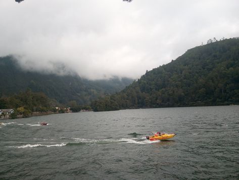 Pesona Telaga Sarangan Telaga Sarangan, Water