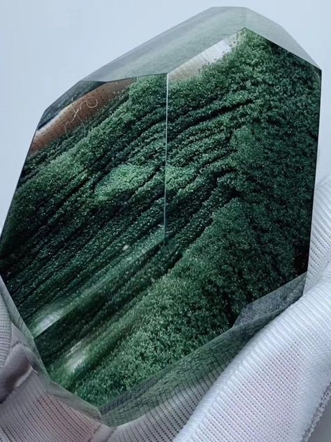 Phantom dark green chlorite in water clear brazilian quartz. Polished free rough. Green Phantom Quartz, Phantom Quartz, Rocks And Gems, In Water, South America, Dark Green, Bubbles, Gems, Water