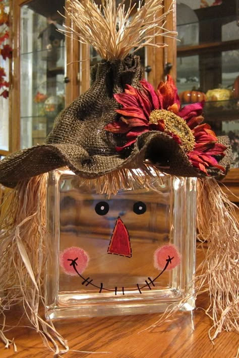 Bears Cartoon, Glass Block Ideas, Scarecrow Face, Glass Block Crafts, Scarecrow Crafts, Grumpy Bear, Thanksgiving Decorations Diy, Adornos Halloween, Fall Deco