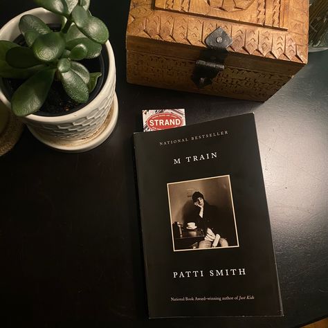 M Train Patti Smith, Patti Smith Books, Patti Smith Book, Blue Sunday, National Book Award, Patti Smith, Reading Rainbow, Just Kidding, Bookstore