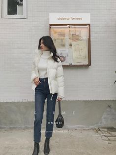 October Outfits Korea, Winter Korean Outfits Street Style Women, Fall Korea Outfit, Japan Fits Fall, Japan Ootd Spring Outfit, K Drama Winter Outfits, Korean Fashion Autumn Seoul, Winter In Seoul Outfit, Winter Outfits Japan Street Style