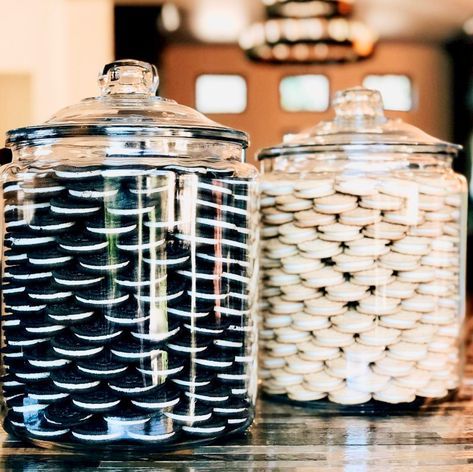 linked in post! khloe kardashian vibes with these large jars to store snacks, flours, rice , pastas and more. keep your kitchen looking clean and #organized #pantry #homedesign #athome #ad #kardashian #kimkardashian Kardashian Cookie Jars, Khloe Kardashian Cookie Jar, Biscuit Organisation, Modern Cookie Jar, Khloe Kardashian Cookie Jar Decor, Khloe Kardashian Organization, Cookie Jar Ideas Decoration, Kardashians Kitchen, Khloe Kardashian Kitchen