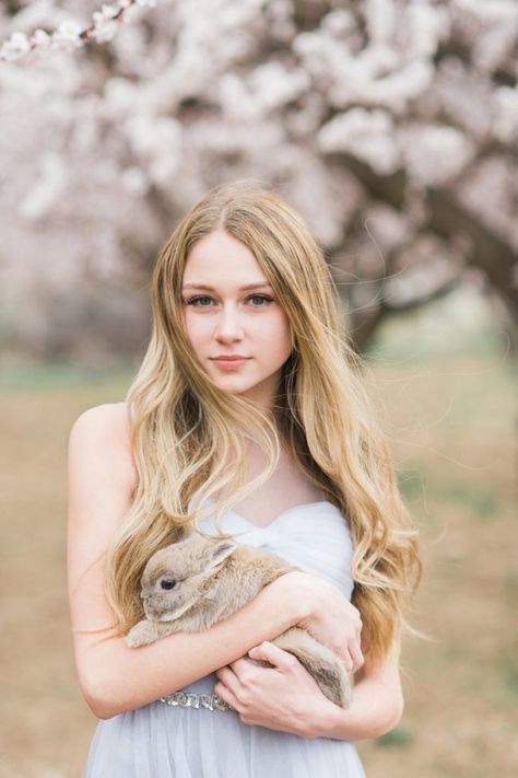 Easter Photoshoot, Best Photo Poses, Bridal Shoot, Nature Girl, Www Pinterest Com, Senior Photography, Bridal Portraits, Beautiful Photography, Photo Poses