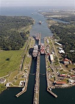 Panama Canal an amazing engineering feat...surprisingly an incredible journey! Panama Canal Photography, American Continent, Panama Canal, Beautiful Locations Nature, World Pictures, Futuristic Architecture, Central America, Poster Board, Travel Poster