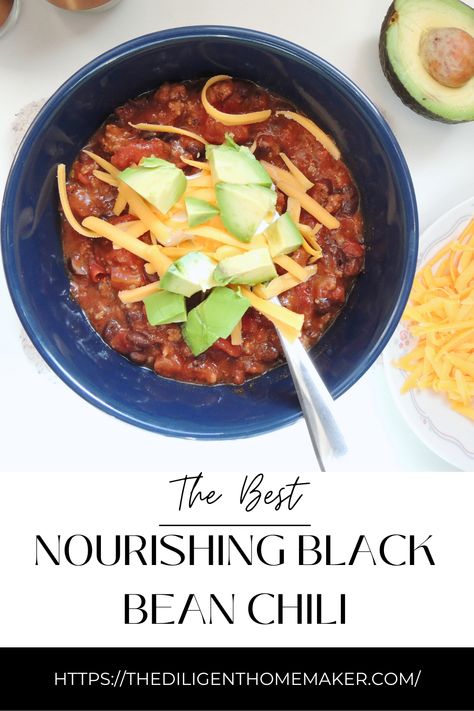 This black bean chili recipe is a staple in our house. Made with grass-fed beef, this chili is the perfect nourishing, quick and easy dinner recipe. Best Black Bean Chili Recipe, Healthy Black Bean Chili, Black Bean Chili Recipe, Chili Recipe With Black Beans, Bean Chili Recipe, Cooking Dried Beans, Hearty Dinner Recipes, Black Bean Chili, Chili Ingredients