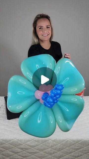 Balloon Flowers, November 3, Balloon Art, Flower Decor, Balloon Bouquet, Flower Decorations, Bouquets, Balloons, Flowers