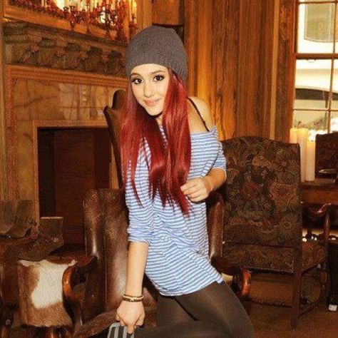 love the color! Ariana Grande Tights, Ariana Grande Red Hair, Ariana Grande Legs, Black Opaque Tights, Jamie Lynn Spears, Cute Tights, Ariana Grande Style, Ariana Grande Photos, Ariana Grande Pictures