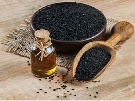 Black Cumin Seed, Ayurvedic Hair Oil, Coconut Oil For Dogs, Black Cumin, Healthy Seeds, Black Sesame Seeds, Cumin Seeds, Help Digestion, Curry Dishes