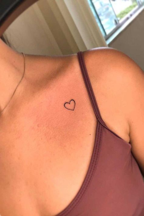 Places To Have Tattoos Women, Cute Finger Tattoos, Tato Minimal, Small Girly Tattoos, Hand Tattoos For Girls, Small Pretty Tattoos, Petite Tattoos, Small Hand Tattoos, Collar Bone Tattoo