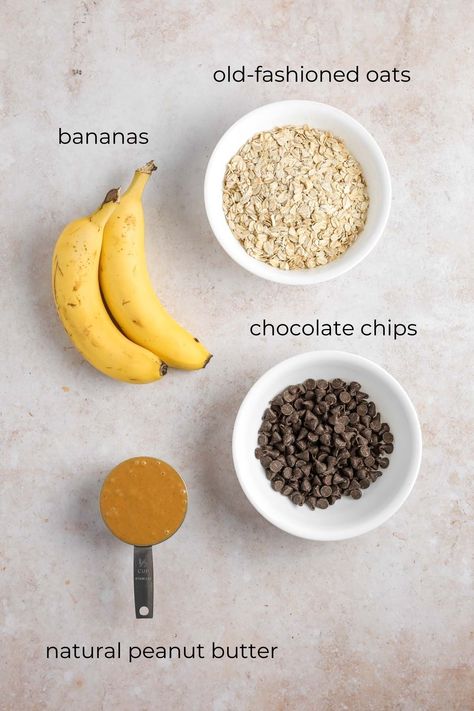 These easy 4-ingredient banana oatmeal cookies are so quick to make in just one bowl. They have delicious flavors of banana, oatmeal, peanut butter, and chocolate which makes for a yummy, healthy snack or simple dessert. These cookies are perfect for kids and are so addicting! You have to try them! This recipe can easily become vegan and gluten-free by using gluten-free oats and dairy-free chocolate chips. From start to finish, the cookies only take 20 minutes! You will love them. Oatmeal Chocolate Chip Cookie Recipe With Quick Oats Peanut Butter, One Banana Recipe 4 Ingredients, One Banana Cookie Recipe, Banana Oatmeal Peanut Butter Chocolate Chip Cookies, Banana Oatmeal Chocolate Chip Cookies 3 Ingredient, Healthy Oatmeal Recipes Cookies, 4 Ingredient Banana Oatmeal Cookies, Oat And Peanut Butter Cookies, 4 Ingredient Oatmeal Cookies