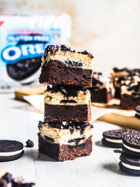 Gluten Free Oreo Cheesecake Brownies - Off The Wheaten Path Gluten Free Oreo Cheesecake, Oreo Cheesecake Brownies, Gf Brownies, Gluten Free Sweet Treats, Brownie Oreo, Oreo Cheesecake Recipes, Dairy Free Brownies, Gluten Free Cheesecake, Cookies Gluten Free