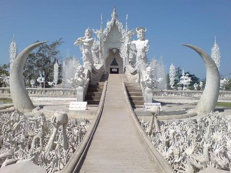 Wat Rong Khun, White Temple, Chiang Rai, Building Architecture, Beautiful Buildings, Chiang Mai, Thailand Travel, New Delhi, Places Around The World