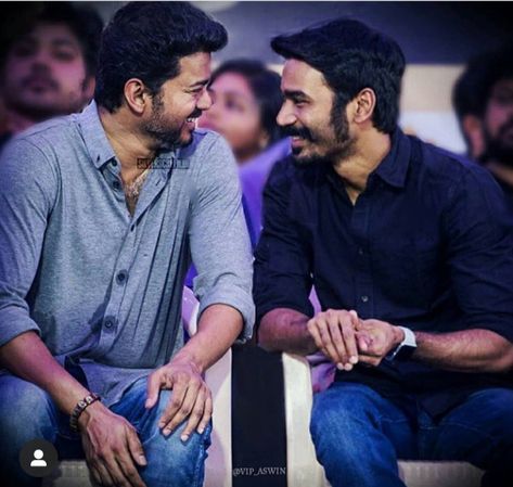 Vijay Dhanush Image, Kollywood Aesthetics, Vijay Wallpaper, Thalapathi Vijay, Laughing Images, Attitude Pic, Joseph Vijay, Tamil Actors, Brother Photos