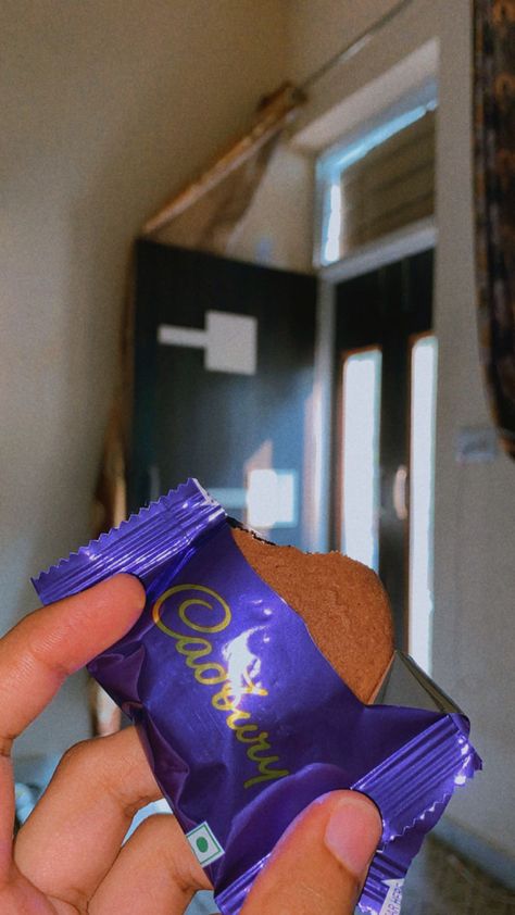 #snapchat#snapchatidead#chocolate#cadbury Cadbury Cookies, Chocolate Cadbury, Friend Lyrics, Best Snapchat, Album Art Design, Best Friend Lyrics, Snap Food, Album Art, Snapchat