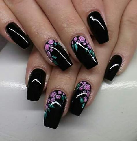 Black nails with painted roses Black Nails With Roses Design, Black With Roses Nails, Black With Pink Flowers Nails, Black Nails Pink Flowers, Black Floral Nails Simple, Emo Spring Nails, Black Nails With Roses, Gothic Spring Nails, Black Nails With Flower Design