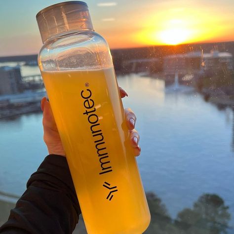 Mid-week energy booster! ⚡️ Drop a ⚡️ if you love that extra kick 🧡 #immunotec #energy #booster #optimizer #performance #naturalcaffeine #maxwellreset Throbbing Headache, Energy Booster, Natural Caffeine, Energy Boosters, If You Love, Headache, Energy, Quick Saves