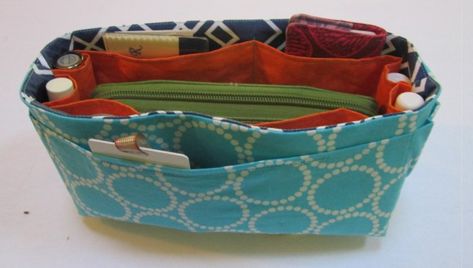 Diy Purse Insert, Diy Purse Organizer Insert, Purse Organizer Pattern, Diy Purse Organizer, Lazy Girl Designs, Sew Sweetness, Purse Organizer Insert, Purse Insert, Pattern Purse