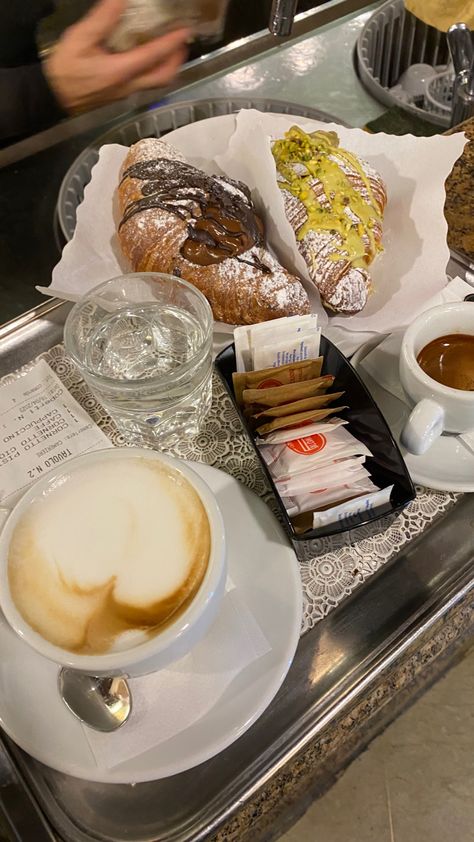 Aesthetic Trip, France Cafe, Manifest Board, Rome Food, Rome Photo, Business Lady, Food L, Roman Holiday, Italy Aesthetic