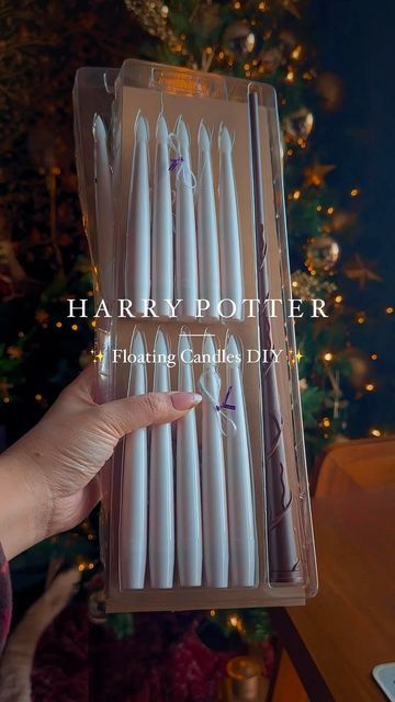 Harry Potter Floating Candles Diy, Harry Potter Gadget, Harry Potter Tree, Harry Potter Floating Candles, Harry Potter Weihnachten, Harry Potter Light, Harry Potter Candles, Diy Floating Candles, Floating Led Candles