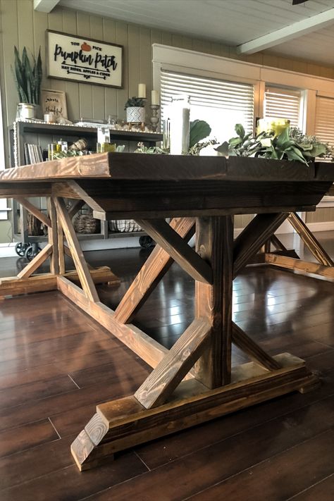 Farmhouse Kitchen Table Diy, Diy Rustic Farmhouse, Diy Farmhouse Table Plans, Rustic Farmhouse Dining Table, Farmhouse Table Plans, Rustic Farmhouse Furniture, Diy Dining Room Table, Diy Kitchen Table, Rustic Farmhouse Table