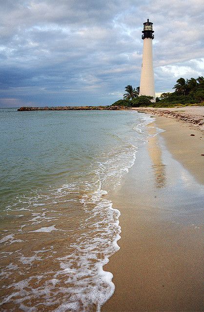 Cape Florida, Key Biscayne, Florida this used to be Bill Baggs state park before a hurricane destroyed it we went there with the dad umps and Mark Cape Florida Lighthouse, Key Biscayne Florida, Florida Lighthouses, Lighthouse Photos, Lighthouse Pictures, Key Biscayne, Beautiful Lighthouse, Light House, Jolie Photo