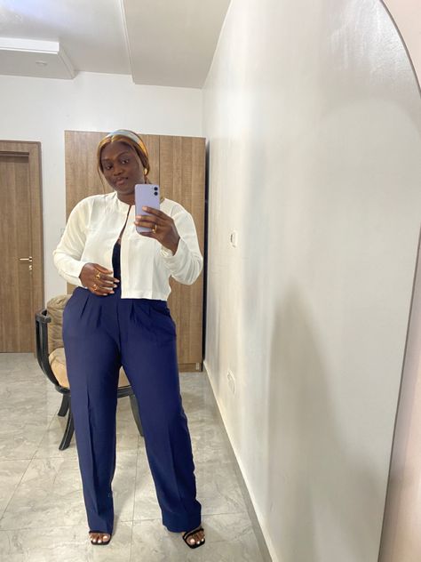 Corporate 2 piece design high waist pant Women office Outfit Beige and white|| Navy blue and white Long sleeve crop JacketAvailable at the Store. Set Women Outfit, Women Office Outfits, Outfit Beige, Corporate Women, Pant Women, Office Outfit, Women Office, Women Outfit, Set Women