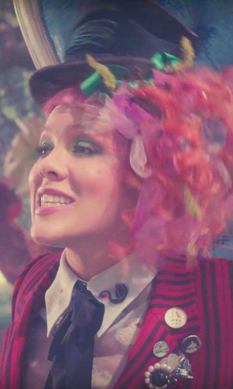 Pink's Alice in Wonderland-Inspired "Just Like Fire" Video Features Her Whole Family Carey Hart, Just Like Fire, Alecia Beth Moore, Pink Singer, Hair Projects, Beth Moore, Celebrity Halloween Costumes, Fire Video, Disney Outfits