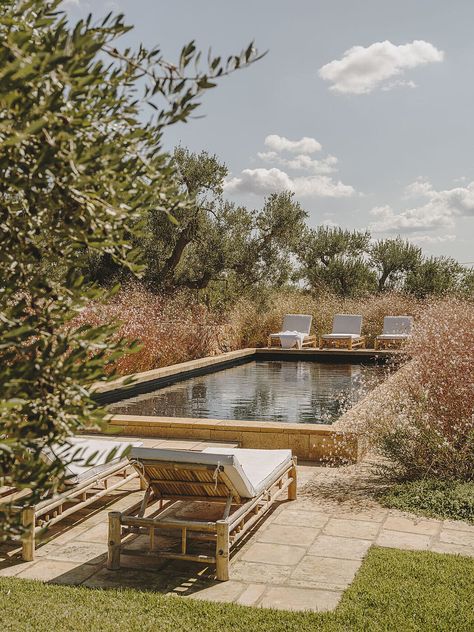 Southern Italy, Old Farmhouse, Outdoor Swimming, Outdoor Dining Area, Stone House, Pool Designs, Elle Decor, Puglia, Interior Designer