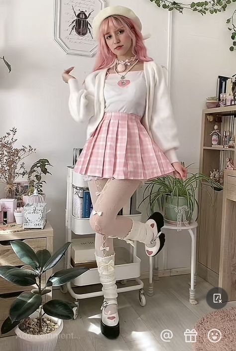 Y2k Fashion Pastel, Cutecore Pink Outfits, Kawaii Preppy Outfits, Pink Outfits With Skirts, Kawaii Summer Outfits Pastel, Cute Pink Casual Outfits, Soft Colored Outfits, Pink Fem Outfits, Kawaii Birthday Outfit