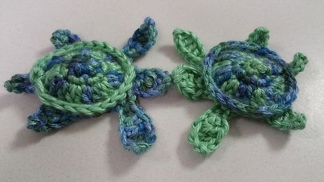 7 Awesome Free Sea Turtle Crochet Patterns Turtle Applique, Turtle Blanket, Crochet Turtle Pattern, Turtle Crochet, Crochet Appliques, Crochet Embellishments, Crochet Turtle, Turtle Pattern, Haken Baby