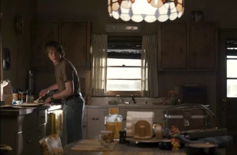 The Vanishing Of Will Byers, Stranger Things Season 1, Stranger Things Jonathan, Making Breakfast, Will Byers, The Vanishing, Stranger Things Season, Chapter 1, Season 1